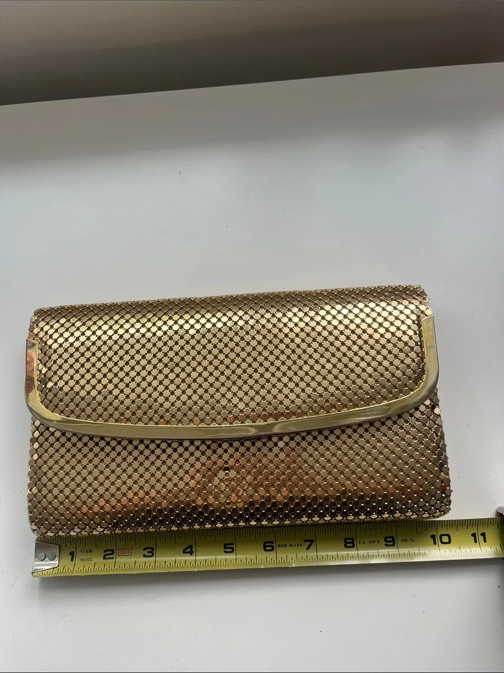 Vintage Gold Metallic Mesh Evening Clutch with Chain Crossbody Strap